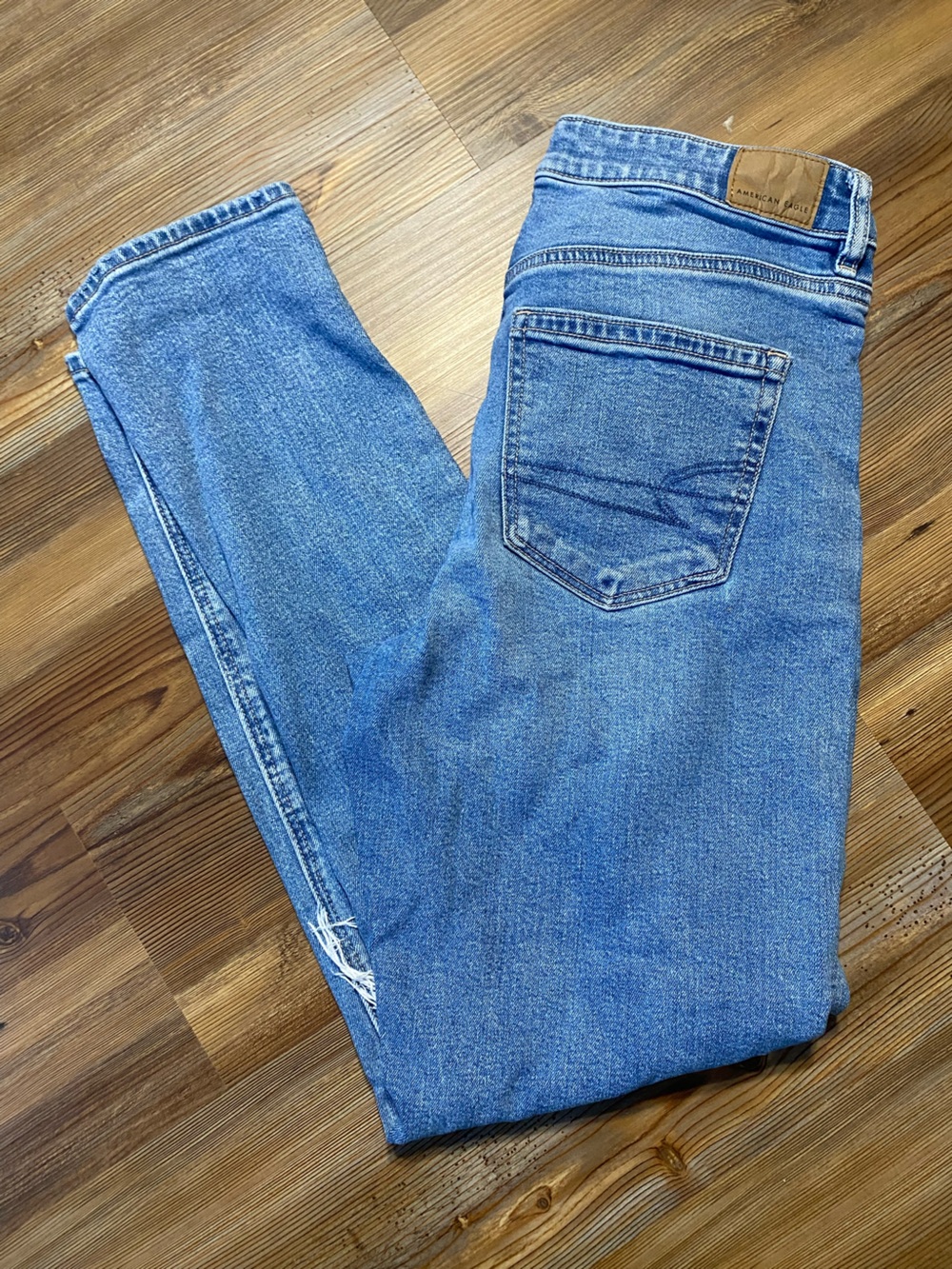 4/$16 American Eagle Mom Jeans